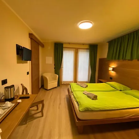Alaska Charm House Livigno Exterior photo